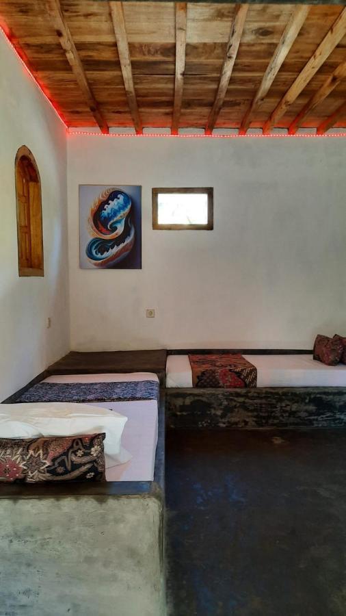 Rumah Nalu Surf Camp Krui Exterior foto